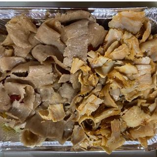 Plato con patata de lux  mixto  con verdura y salsa  y Coca Cola 