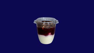 Mini granola z czarną porzeczką