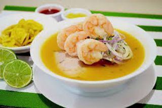 Encebollado Mixto Con Camarón