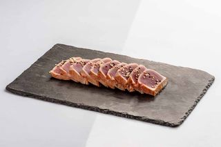 Tonno scottato con sesamo e salsa ponzu 200 g