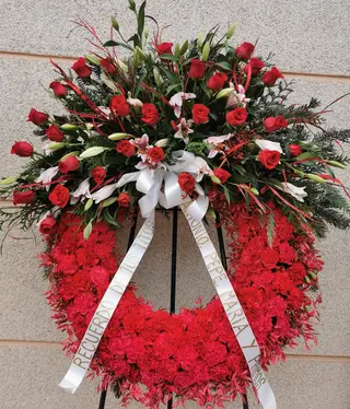 Corona Con Cabezal De Rosas