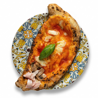 Pizza Calzone Cotto E Funghi 33 Cm.