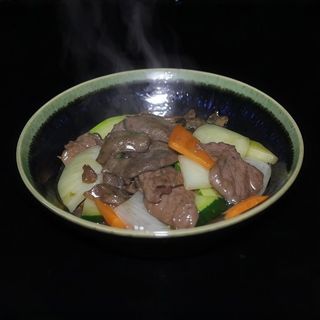 58. Gyudon Clásico De Ternera