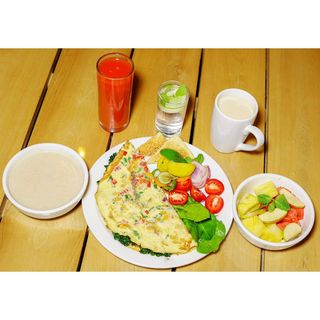 Vegetarian Omelette Combo