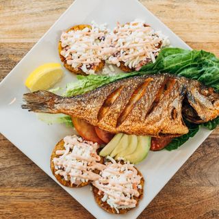 Pescado "como en la playa"