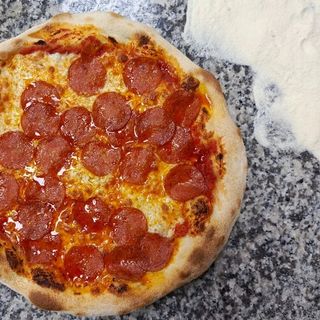 Pizza Salami 45cm