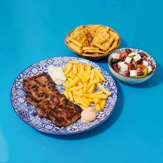 Piatto di sousoukakia