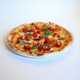 Pizza Napoli Ø 32cm