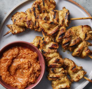 Chicken saté (4 pzs.)