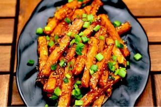 HONEY CHILLY POTATOES