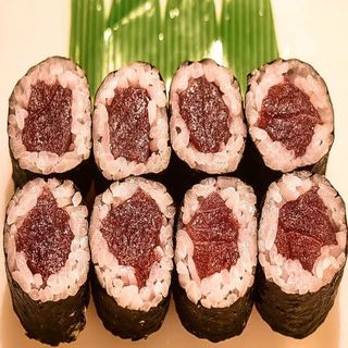 31. Maki Atún (8 Uds.)