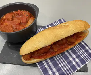 Magro con tomate