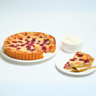 Пирог Сметанный с вишней (0,750 кг.)