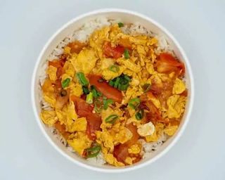 5. Riso con pomodoro e uovo