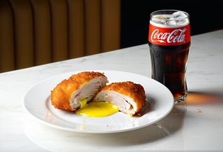 Kotlet po kijowsku + Coca-Cola ZERO CUKRU 0,33 L