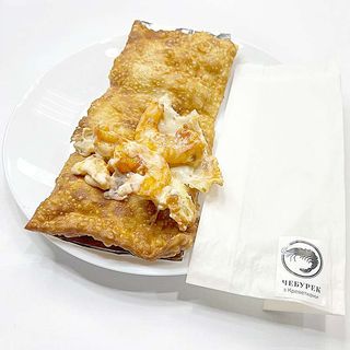 Чебурек з креветками (295г)
