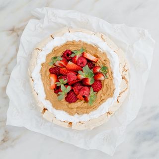 Suspiro Simples, Natas, Doce de Leite e Framboesas