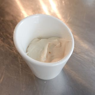 Maioneză cu usturoi