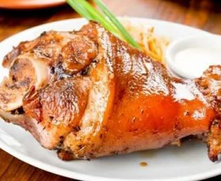 Svinjske koljenice butkice + krompir