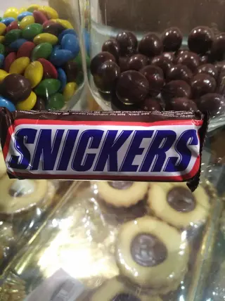 Cornetto al gusto di Snickers