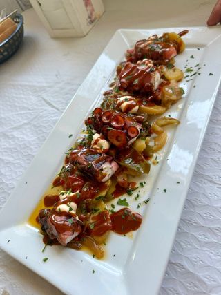 Pata de pulpo a la brasa