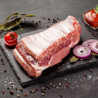 Грудинка свиняча на ребрі, 500г (20017)