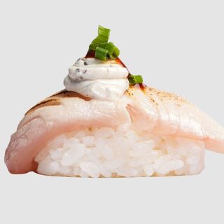 Nigiri Ricciola Brulé