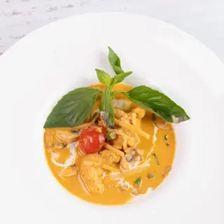 Curry roșu cu legume