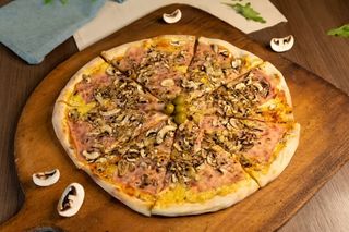 Pizza Capricciosa 42cm