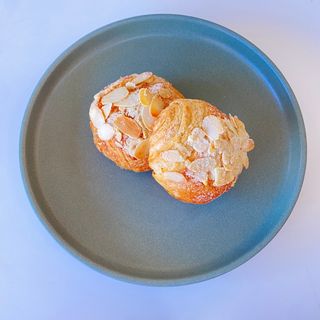 Petit Pain Chocolat Amande