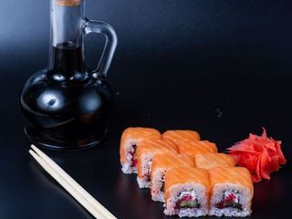 Філадельфія з лососем (8шм/270g)