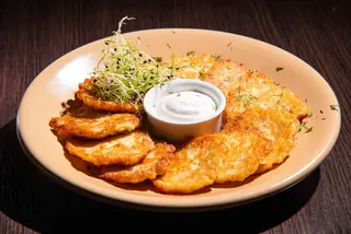 Деруни зі сметаною (200/50г)