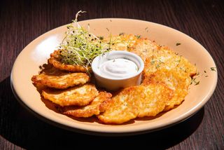 Деруни зі сметаною (200/50г)