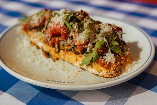 Tostawich Av. Universidad 20