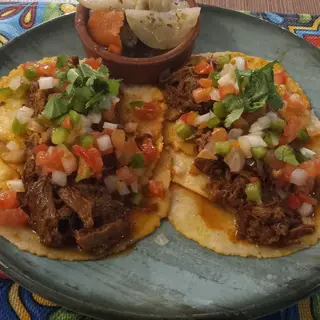 Taquitos Mexicano De Ternera