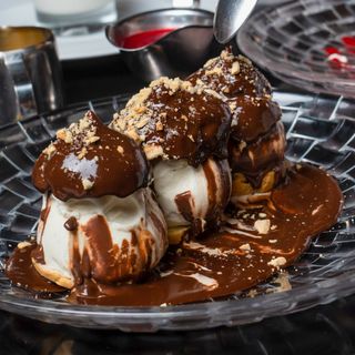 Profiteroles