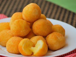 Bolinhos de Queijo
