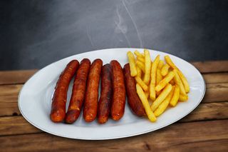 Dimljena roštiljska kobasica