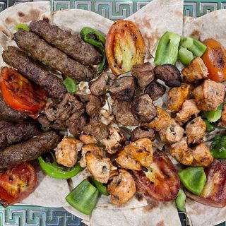Mixed kebab plate