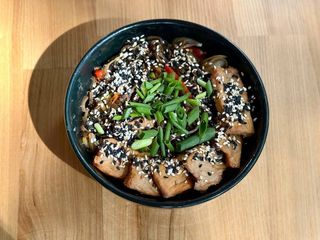 Локшина/рис з куркою (300g)