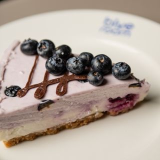 Cheesecake (Blueberry) Slice