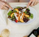 Salata sa kozjim sirom 400gr