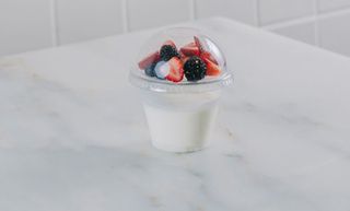 Iogurte dos Açores c/ fruta da época