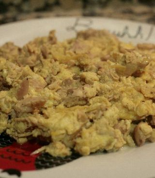Huevos Revueltos Con Pollo