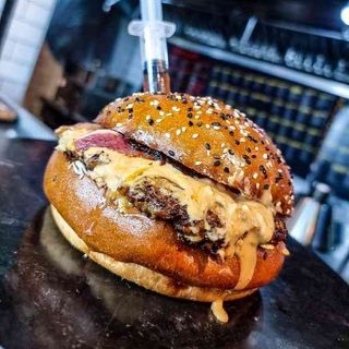 THE PEANUT MAPLE DELIGHT BURGR 450g