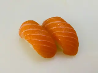 39 Niguiri de Salmó (6 Pzs.)