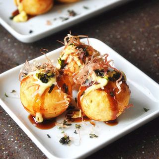 4 Takoyaki 5 pezzi polpette di polpo, salsa teriyaki