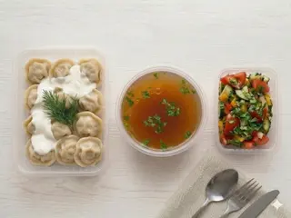 Ланч-бокс с пельменями