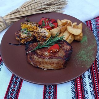 Стейк зі свинини