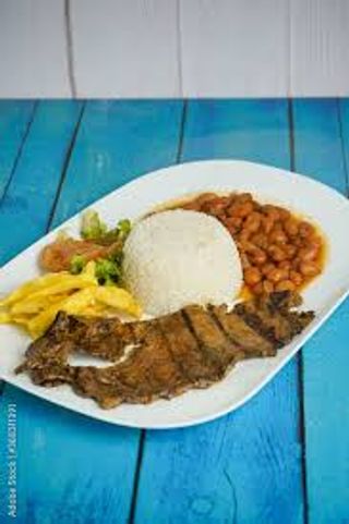 Churrasco Con Menestra